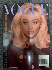 Vogue Italian Italia Magazine October 2025 Issue 901 - Sabrina Carpenter cover