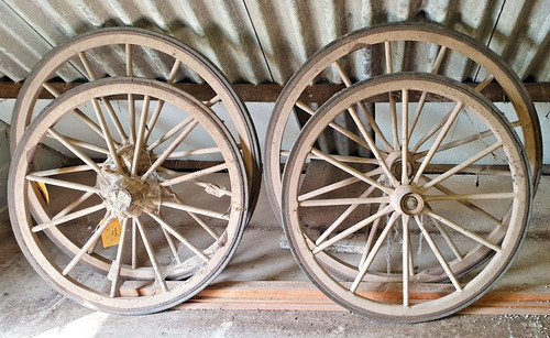 Amish hickory carriage - amish,