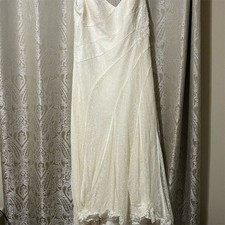 WHITE by Vera Wang Ivory Lace