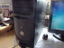 Vintage Dell Dimension 2400 Pentium 4 Personal Computer PC - Windows7