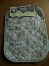 2 x Dunelm Blossom Green
