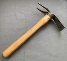 Vintage Hand Hoe 🪏 Mattock