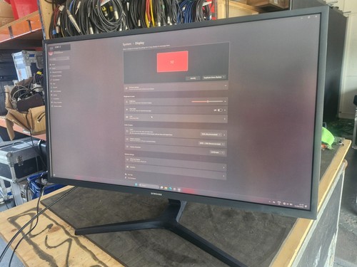 Samsung u32j590uqp 4k - u32j590uqp,