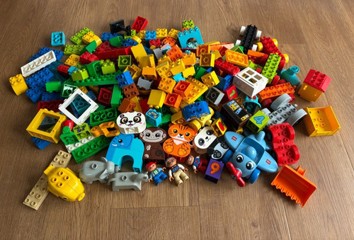 Lego duplo building - lego,