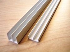 Vivarium glass track runners