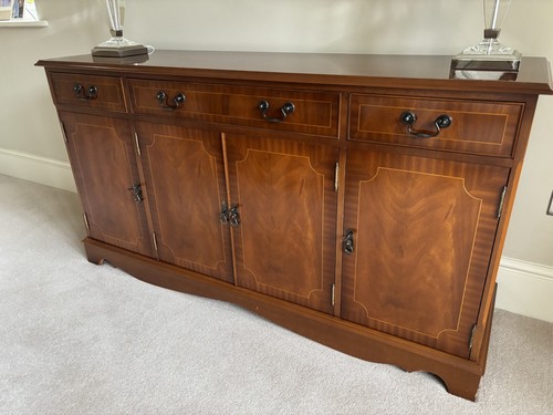 Mahogany sideboard with - with, inlaid