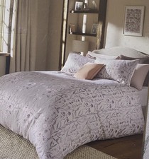 Next Gorgeous Pink Floral Jacquard Double Bed Set BNWT RRP £65