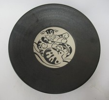 Louise Darby studio pottery stoneware footed bowl, CAT