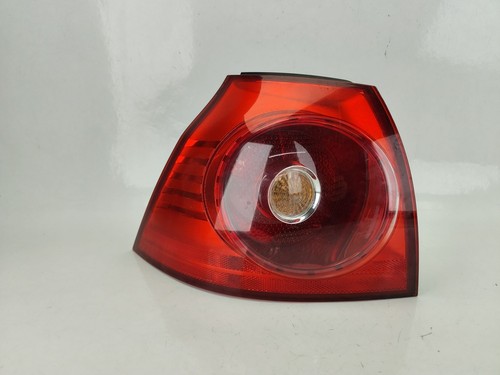 1k6945095aa left tailgate - 1k6945095aa,