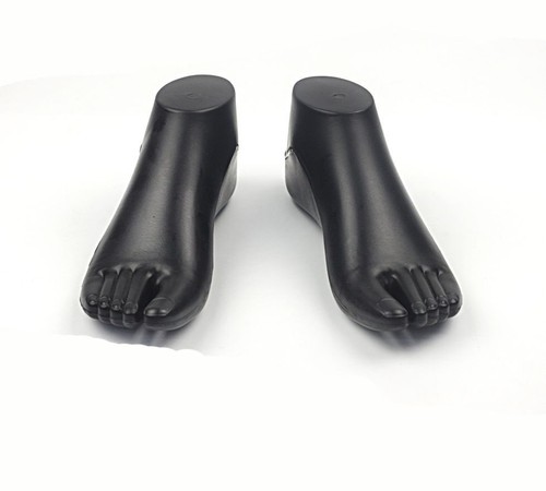 One pair women feet - one,