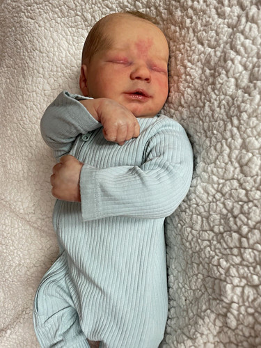 Realborn louis asleep - realborn,