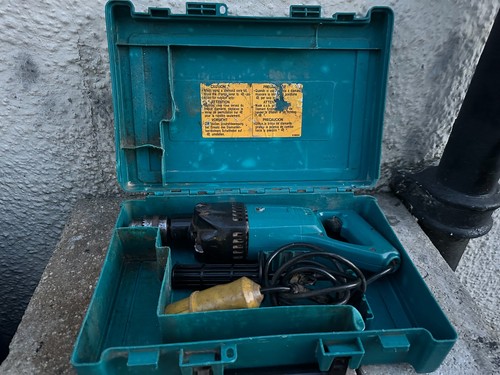 Makita 8406 110v diamond - diamond, core