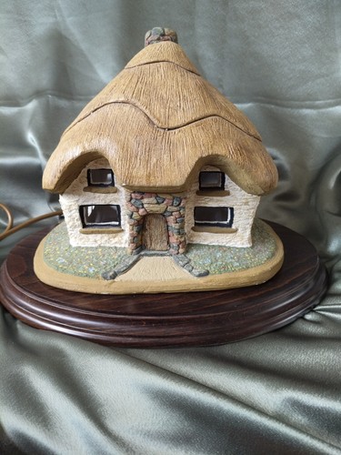 Cottage lamp with - with, stamped