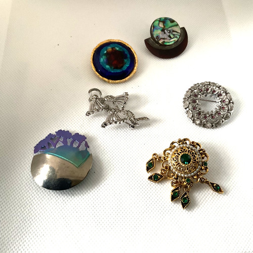 Lot vintage brooches - vintage,