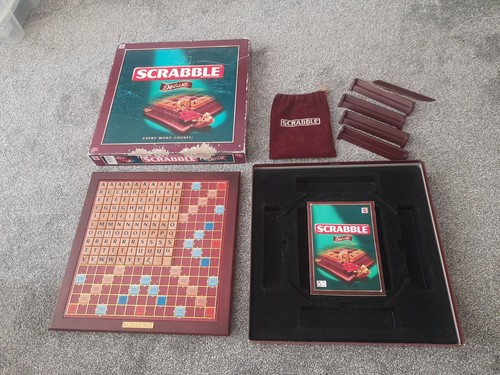 Scrabble deluxe game with - deluxe,