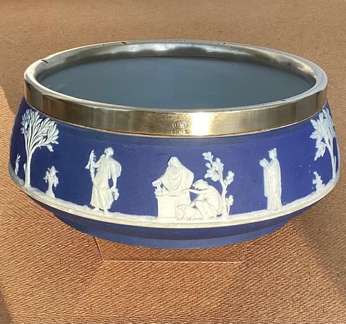 Wedgwood large blue - blue, jasper