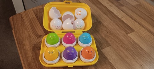 Tomy hide and squeak eggs - and,