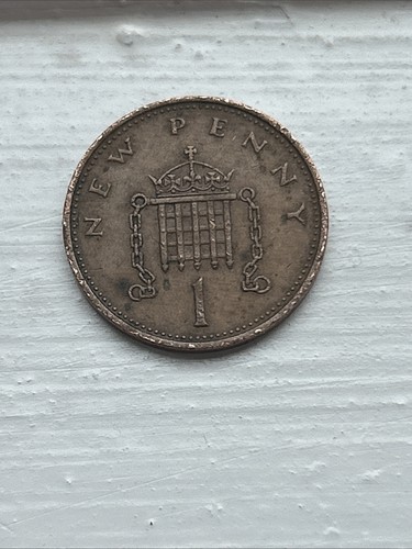 Rare 1980 coin - coin, queen