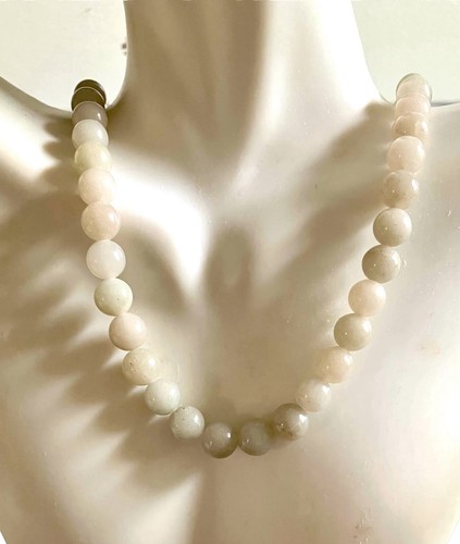 Vtg white jadeite bead - white?jadeite,