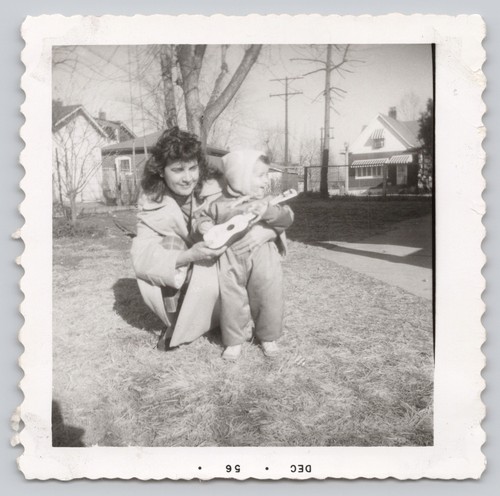 Little kid playing banjo - little,