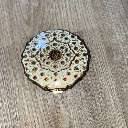 Vintage stratton powder - vintage,