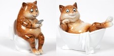 LEONARDO CAT  LOO TIME  BATH