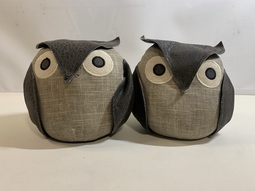 Pair owl bookends door - of,