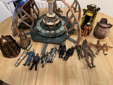 Authentic Vintage Doctor Who Tardis Play set With Additional Characters Extras