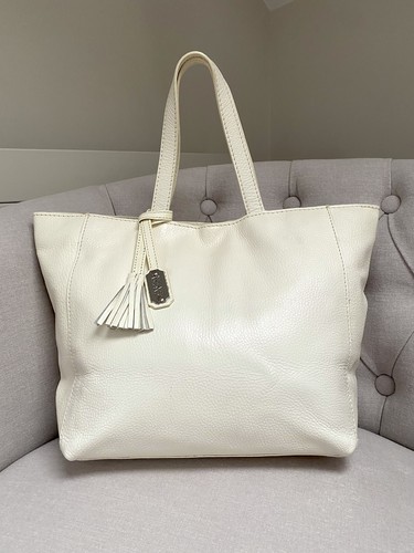 Carpisa italy soft - soft, white