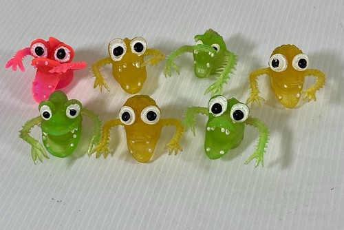 Monster finger puppets - monster, x