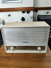 FERRANTI U1032. Valve. 3 Band mw-lw-vhf. Bakelite Radio. WORKING..