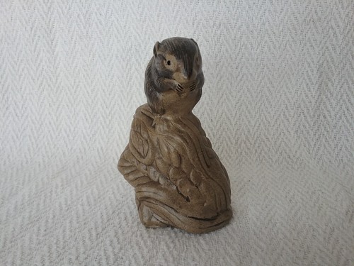 Vintage poole pottery mouse - poole, on