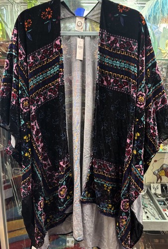 Nwt akemi kin - akemi, +