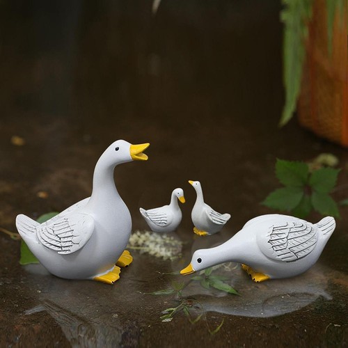 Duck family garden statues - 4x,