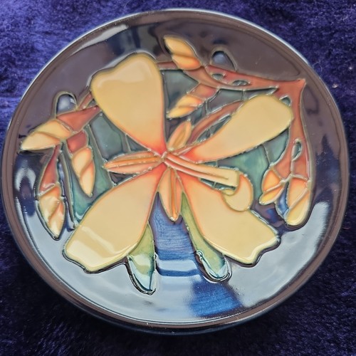 Moorcroft pottery pin dish - pottery,