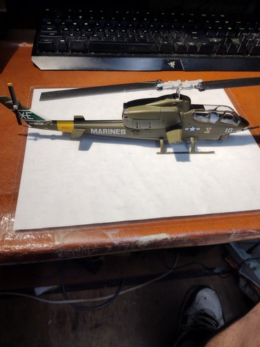 Corgi bell cobra attack - ah-1h,