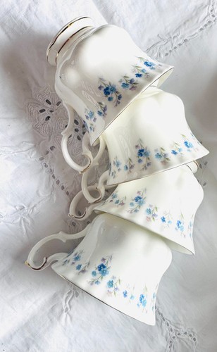 Royal albert memory - albert, cups