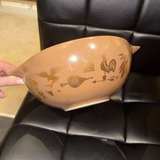 Vintage Pyrex brown & gold