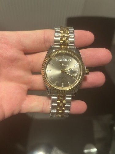 Men watch unwanted gift - watch,