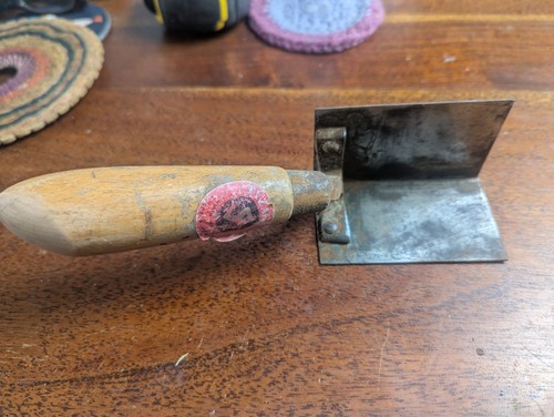 Tyzack external corner trowel - external,