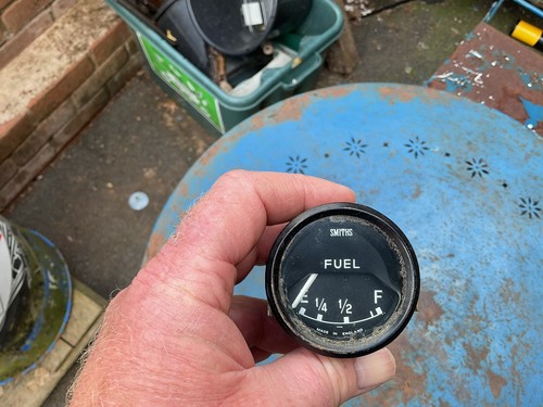 Vintage smiths fuel gauge - fuel, bf