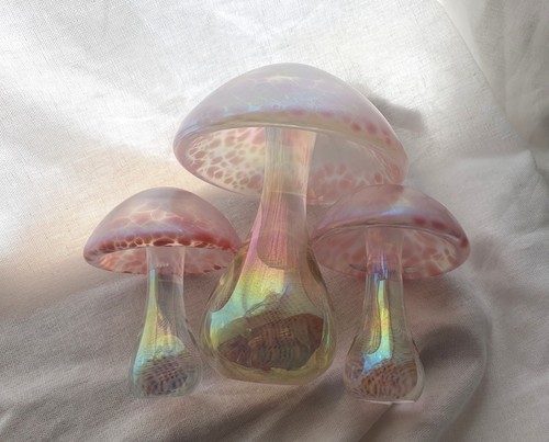 Iridescent heron glass - iridescent,