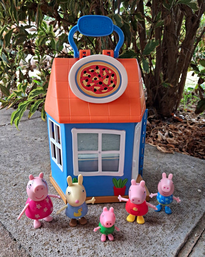 Hasbro peppa pig fold - hasbro,