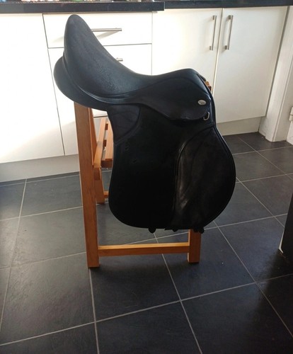 Thorowgood black saddle - thorowgood,