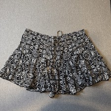 Zara Women’s Black And White