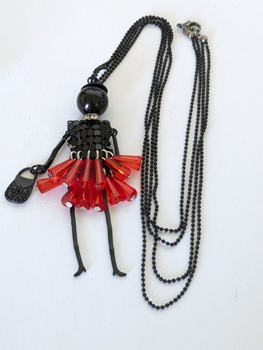 Stunning unusual black - stunning,