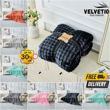 BUBBLE JACQUARD THROW Warm &