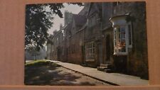 Postcard unposted Glouscestershire, Chipping Campden The bow Window