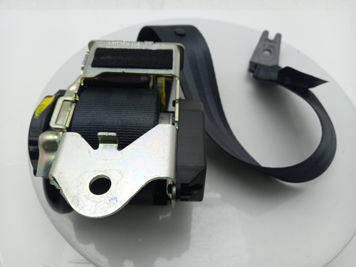 Volvo s60 seat belt mk3 - volvo,