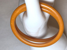 Vintage Set of 2 Bakelite